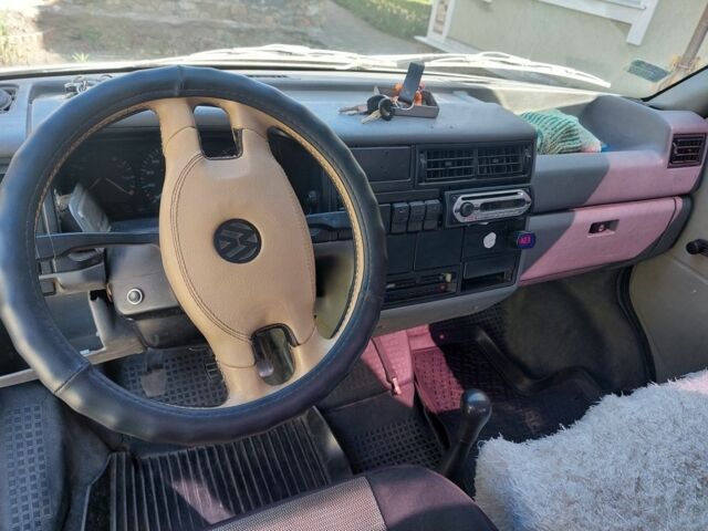 Белый Фольксваген Transporter, объемом двигателя 0 л и пробегом 432 тыс. км за 3750 $, фото 5 на Automoto.ua