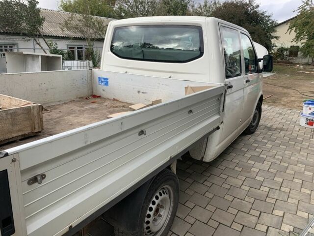 Белый Фольксваген Transporter, объемом двигателя 2.5 л и пробегом 260 тыс. км за 4200 $, фото 10 на Automoto.ua