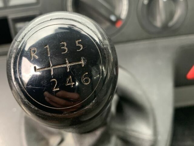 Белый Фольксваген Transporter, объемом двигателя 2.5 л и пробегом 260 тыс. км за 4200 $, фото 3 на Automoto.ua