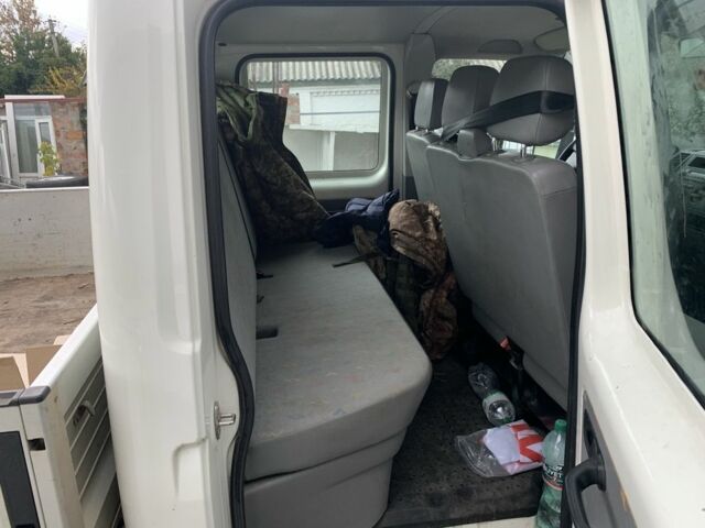 Белый Фольксваген Transporter, объемом двигателя 2.5 л и пробегом 260 тыс. км за 4200 $, фото 2 на Automoto.ua