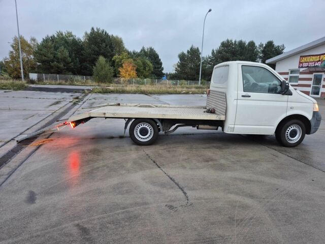 Білий Фольксваген Transporter, об'ємом двигуна 2.5 л та пробігом 191 тис. км за 5830 $, фото 4 на Automoto.ua