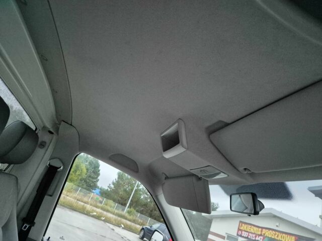 Білий Фольксваген Transporter, об'ємом двигуна 2.5 л та пробігом 191 тис. км за 5830 $, фото 8 на Automoto.ua