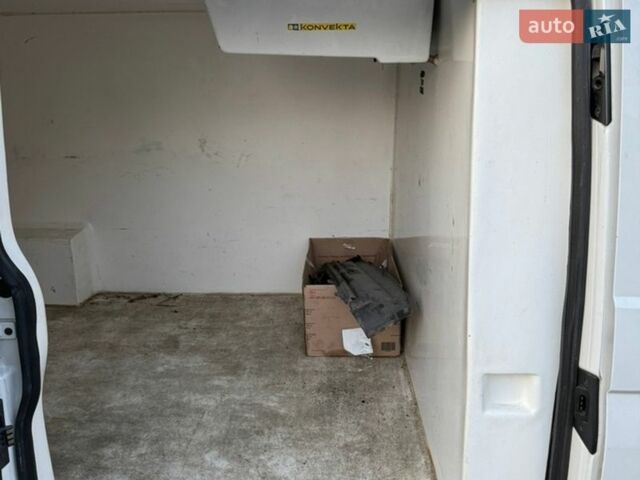 Белый Фольксваген Transporter, объемом двигателя 2 л и пробегом 400 тыс. км за 10700 $, фото 16 на Automoto.ua