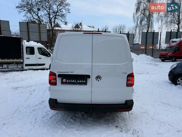 Білий Фольксваген Transporter, об'ємом двигуна 2 л та пробігом 217 тис. км за 22900 $, фото 5 на Automoto.ua