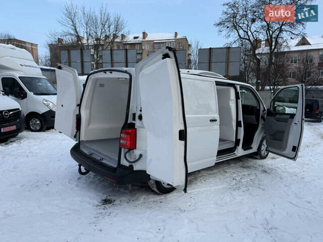 Білий Фольксваген Transporter, об'ємом двигуна 2 л та пробігом 217 тис. км за 22900 $, фото 15 на Automoto.ua