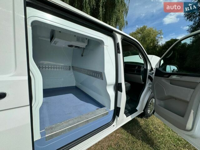 Белый Фольксваген Transporter, объемом двигателя 2 л и пробегом 292 тыс. км за 21800 $, фото 62 на Automoto.ua
