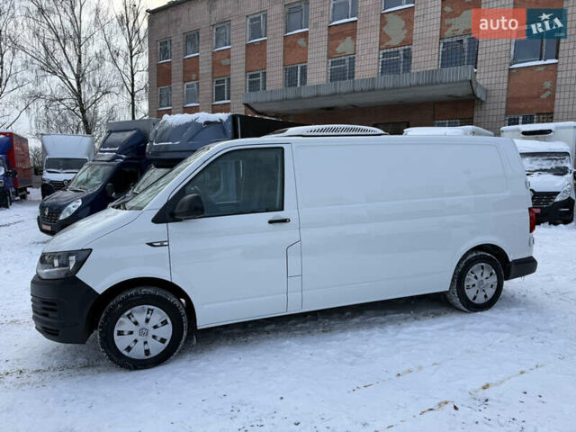 Білий Фольксваген Transporter, об'ємом двигуна 2 л та пробігом 217 тис. км за 22900 $, фото 2 на Automoto.ua