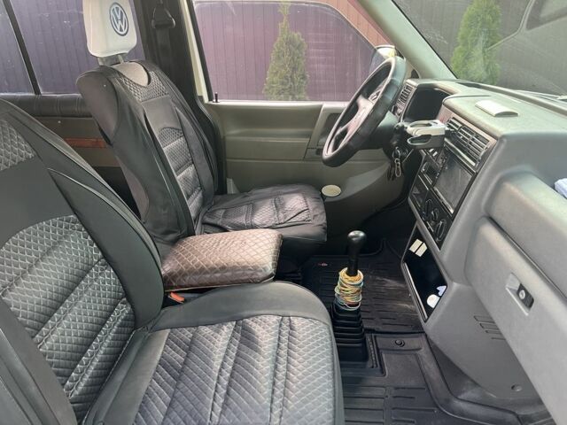 Білий Фольксваген Transporter, об'ємом двигуна 2.5 л та пробігом 520 тис. км за 5000 $, фото 5 на Automoto.ua