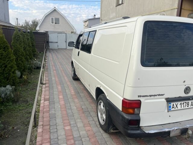 Білий Фольксваген Transporter, об'ємом двигуна 2.5 л та пробігом 520 тис. км за 5000 $, фото 4 на Automoto.ua