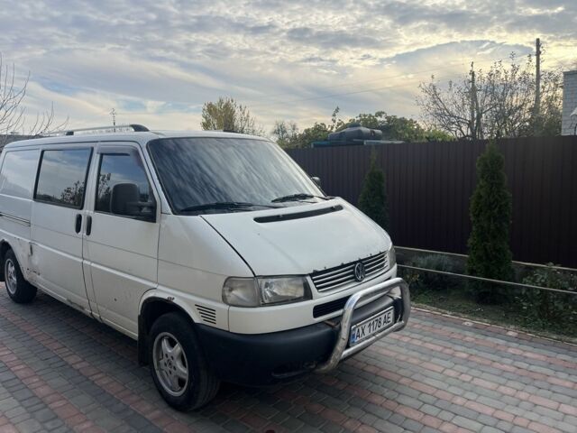 Білий Фольксваген Transporter, об'ємом двигуна 2.5 л та пробігом 520 тис. км за 5000 $, фото 2 на Automoto.ua