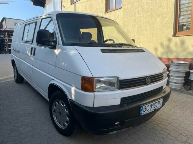 Белый Фольксваген Transporter, объемом двигателя 0 л и пробегом 488 тыс. км за 4300 $, фото 1 на Automoto.ua