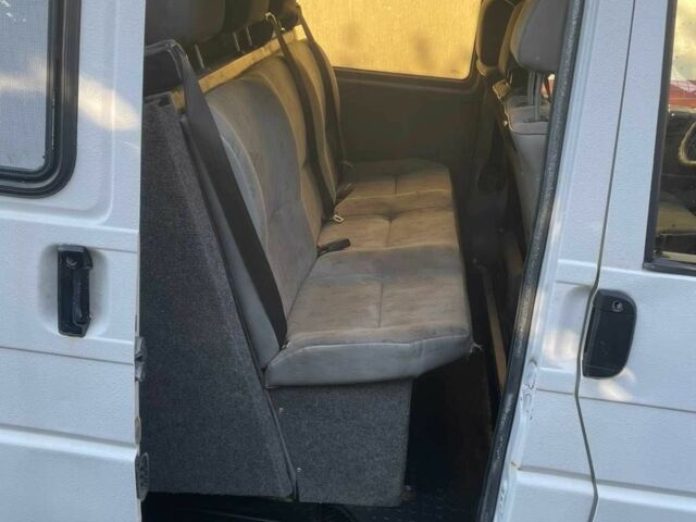 Белый Фольксваген Transporter, объемом двигателя 0 л и пробегом 488 тыс. км за 4300 $, фото 11 на Automoto.ua