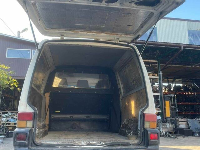 Белый Фольксваген Transporter, объемом двигателя 0 л и пробегом 488 тыс. км за 4300 $, фото 12 на Automoto.ua