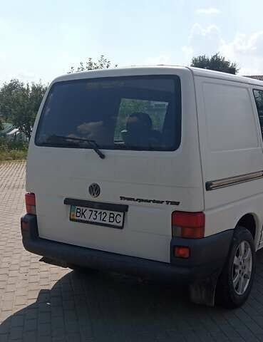 Белый Фольксваген Transporter, объемом двигателя 2.5 л и пробегом 329 тыс. км за 5700 $, фото 5 на Automoto.ua