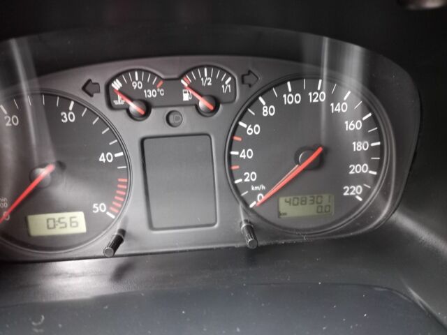 Белый Фольксваген Transporter, объемом двигателя 1.9 л и пробегом 408 тыс. км за 6250 $, фото 12 на Automoto.ua