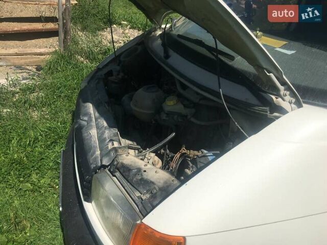 Белый Фольксваген Transporter, объемом двигателя 2.5 л и пробегом 280 тыс. км за 5500 $, фото 1 на Automoto.ua