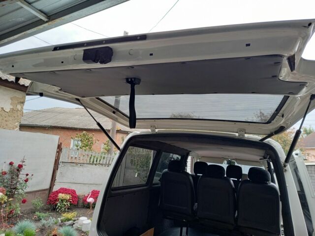 Белый Фольксваген Transporter, объемом двигателя 1.9 л и пробегом 408 тыс. км за 6250 $, фото 13 на Automoto.ua