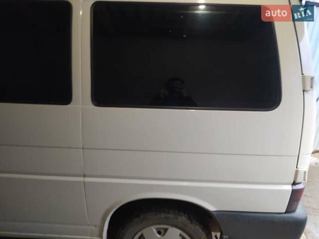 Белый Фольксваген Transporter, объемом двигателя 2.5 л и пробегом 360 тыс. км за 7000 $, фото 5 на Automoto.ua