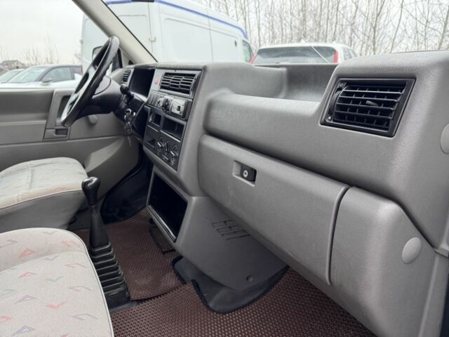 Белый Фольксваген Transporter, объемом двигателя 1.9 л и пробегом 285 тыс. км за 5200 $, фото 18 на Automoto.ua