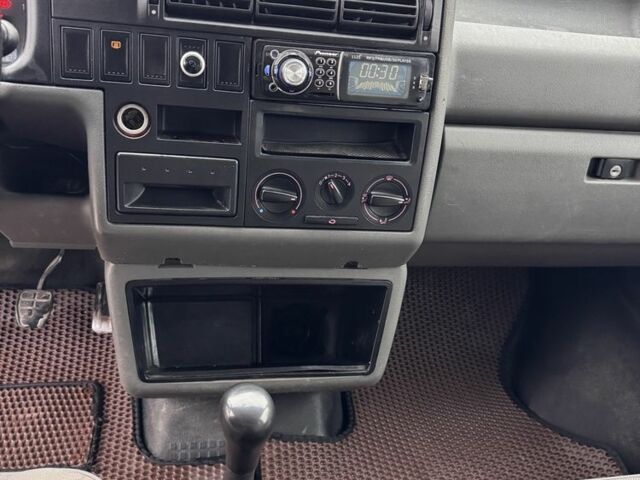 Белый Фольксваген Transporter, объемом двигателя 1.9 л и пробегом 285 тыс. км за 5200 $, фото 19 на Automoto.ua