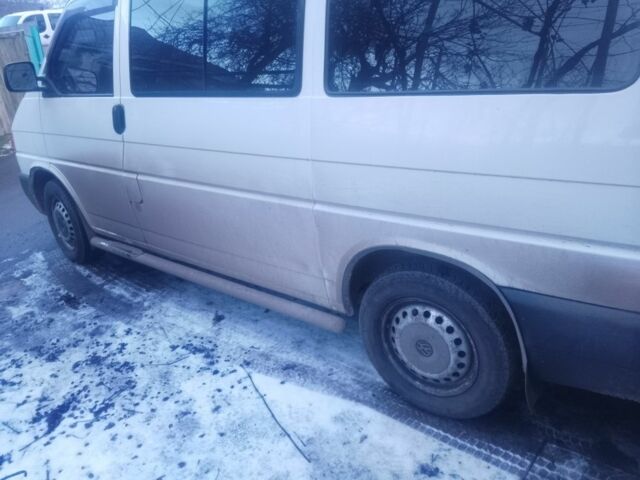 Білий Фольксваген Transporter, об'ємом двигуна 2.5 л та пробігом 500 тис. км за 7500 $, фото 7 на Automoto.ua