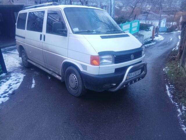 Білий Фольксваген Transporter, об'ємом двигуна 2.5 л та пробігом 500 тис. км за 7500 $, фото 1 на Automoto.ua