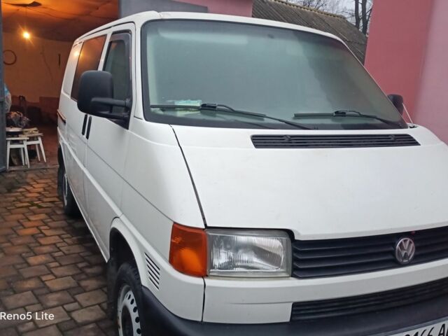 Белый Фольксваген Transporter, объемом двигателя 0 л и пробегом 490 тыс. км за 7500 $, фото 1 на Automoto.ua