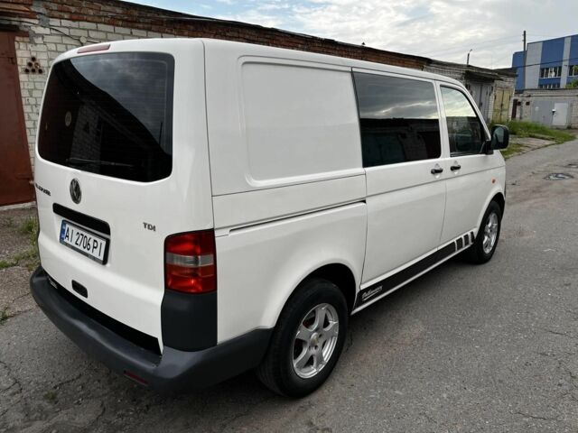 Белый Фольксваген Transporter, объемом двигателя 1.9 л и пробегом 382 тыс. км за 8500 $, фото 2 на Automoto.ua