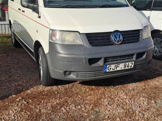 Білий Фольксваген Transporter, об'ємом двигуна 1.9 л та пробігом 345 тис. км за 5300 $, фото 1 на Automoto.ua