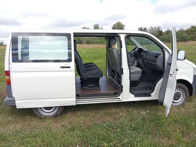 Білий Фольксваген Transporter, об'ємом двигуна 1.9 л та пробігом 260 тис. км за 7700 $, фото 7 на Automoto.ua