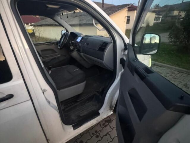 Белый Фольксваген Transporter, объемом двигателя 1.9 л и пробегом 250 тыс. км за 5600 $, фото 5 на Automoto.ua