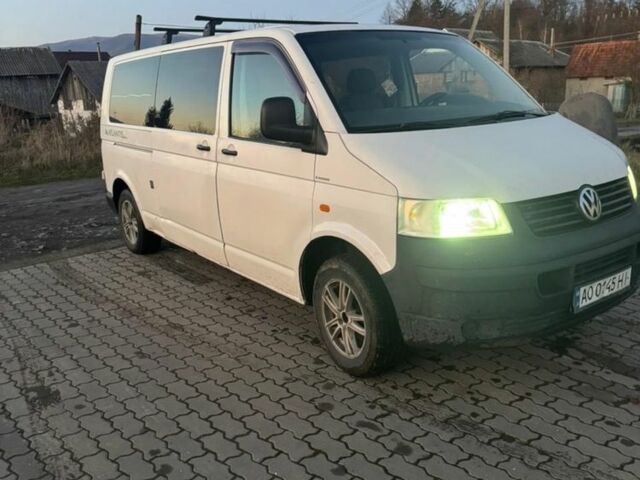 Белый Фольксваген Transporter, объемом двигателя 1.9 л и пробегом 250 тыс. км за 5600 $, фото 1 на Automoto.ua