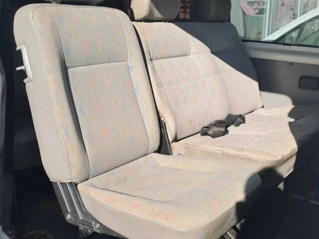 Білий Фольксваген Transporter, об'ємом двигуна 1.9 л та пробігом 345 тис. км за 5300 $, фото 8 на Automoto.ua