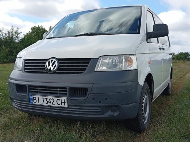 Білий Фольксваген Transporter, об'ємом двигуна 1.9 л та пробігом 260 тис. км за 7700 $, фото 1 на Automoto.ua