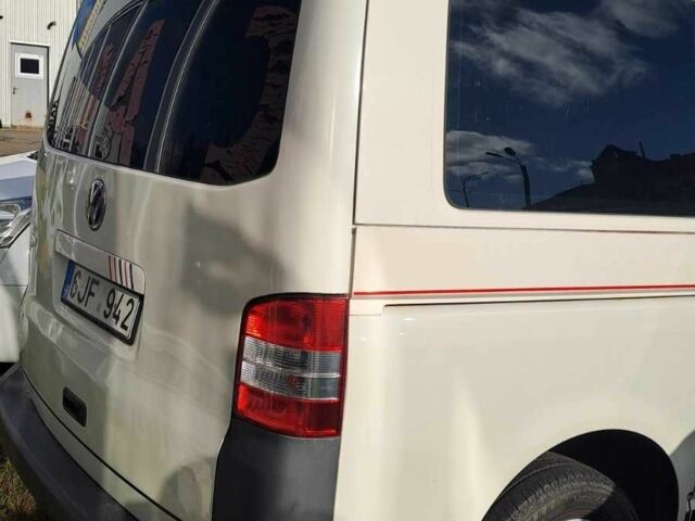 Білий Фольксваген Transporter, об'ємом двигуна 1.9 л та пробігом 345 тис. км за 5300 $, фото 2 на Automoto.ua
