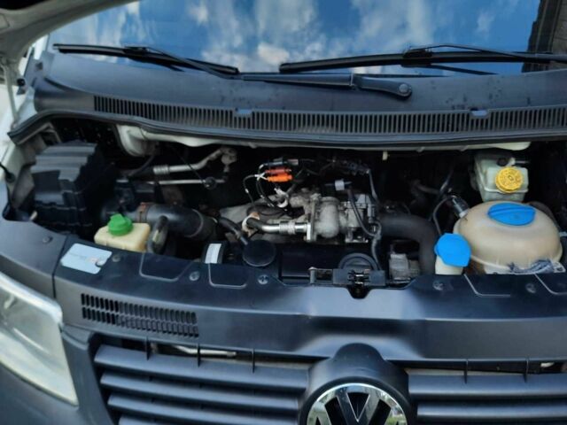 Белый Фольксваген Transporter, объемом двигателя 1.9 л и пробегом 402 тыс. км за 9200 $, фото 4 на Automoto.ua