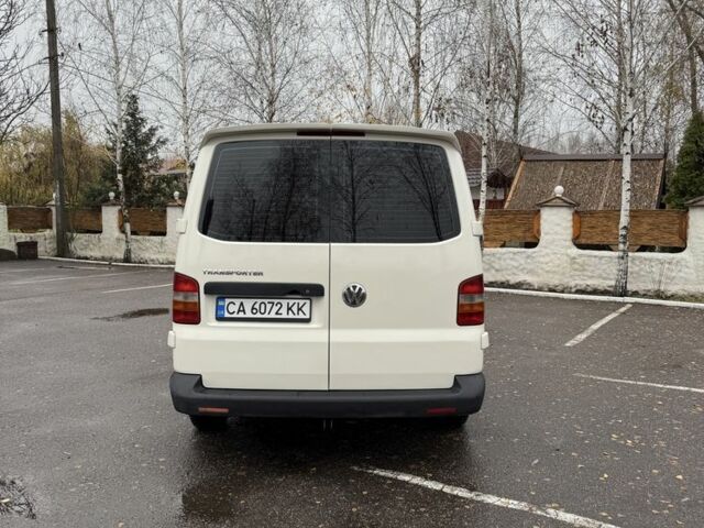 Білий Фольксваген Transporter, об'ємом двигуна 1.9 л та пробігом 400 тис. км за 8000 $, фото 7 на Automoto.ua