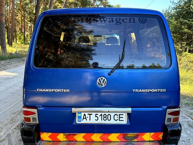 Білий Фольксваген Transporter, об'ємом двигуна 2.4 л та пробігом 375 тис. км за 2750 $, фото 10 на Automoto.ua