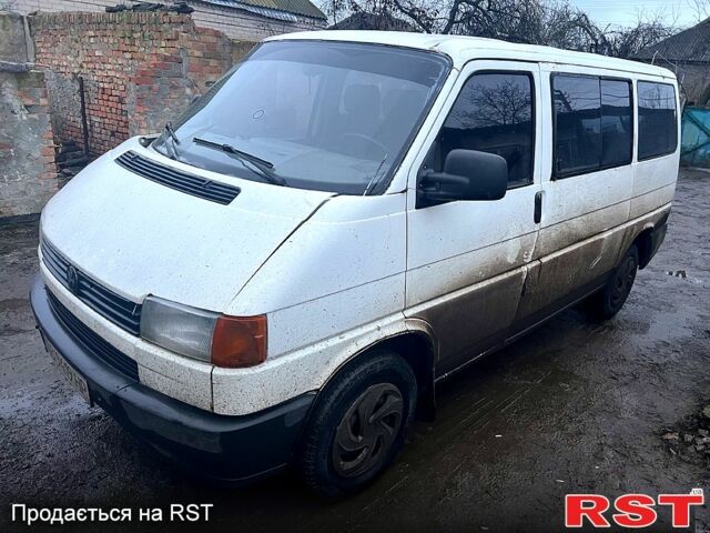 Білий Фольксваген Transporter, об'ємом двигуна 1.9 л та пробігом 378 тис. км за 2400 $, фото 1 на Automoto.ua