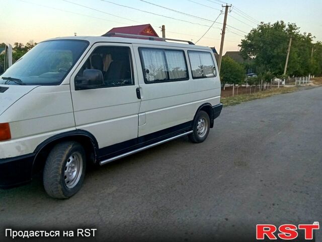 Белый Фольксваген Transporter, объемом двигателя 1.9 л и пробегом 358 тыс. км за 2700 $, фото 5 на Automoto.ua