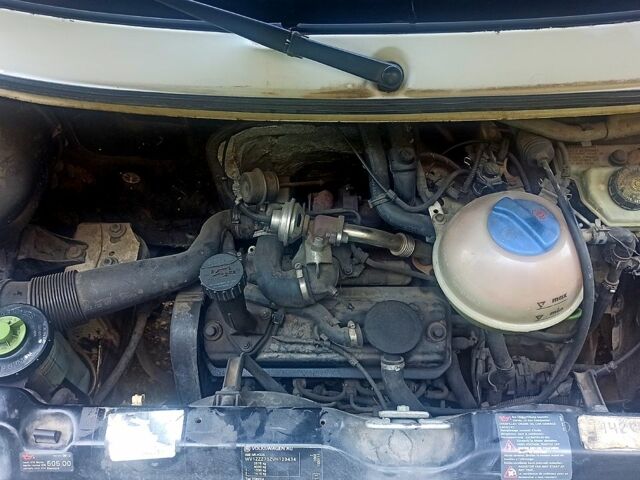 Фольксваген Transporter 1997 в Харькове на Automoto.ua Белый Фольксваген Transporter, объемом двигателя 1.9 л и пробегом 400 тыс. км за 5500 $, фото 9 на Automoto.ua