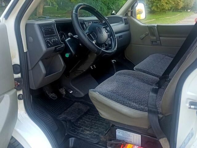 Фольксваген Transporter 1997 в Харькове на Automoto.ua Белый Фольксваген Transporter, объемом двигателя 1.9 л и пробегом 400 тыс. км за 5500 $, фото 6 на Automoto.ua