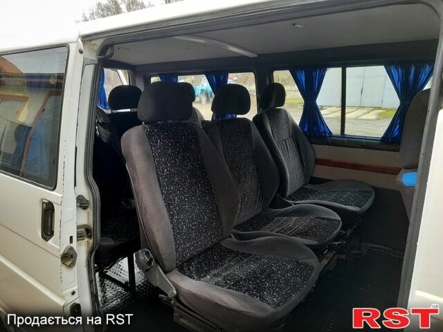 Белый Фольксваген Transporter, объемом двигателя 25 л и пробегом 430 тыс. км за 6300 $, фото 12 на Automoto.ua