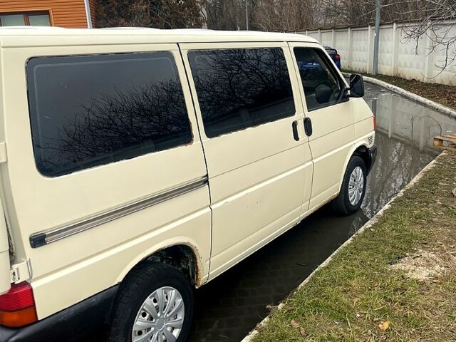 Білий Фольксваген Transporter, об'ємом двигуна 19 л та пробігом 500 тис. км за 4200 $, фото 6 на Automoto.ua