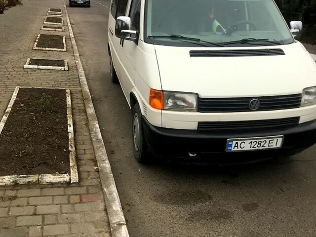Білий Фольксваген Transporter, об'ємом двигуна 19 л та пробігом 345 тис. км за 4400 $, фото 1 на Automoto.ua