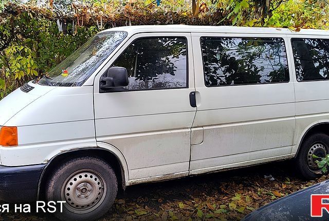 Фольксваген Transporter 1999 в Славянске на Automoto.ua Белый Фольксваген Transporter, объемом двигателя 1.9 л и пробегом 424 тыс. км за 6500 $, фото 1 на Automoto.ua