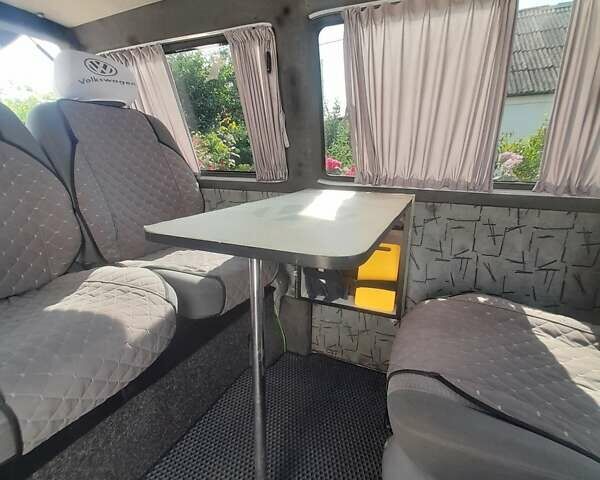 Фольксваген Transporter 1999 у Києві на Automoto.ua Білий Фольксваген Transporter, об'ємом двигуна 1.9 л та пробігом 300 тис. км за 5000 $, фото 4 на Automoto.ua