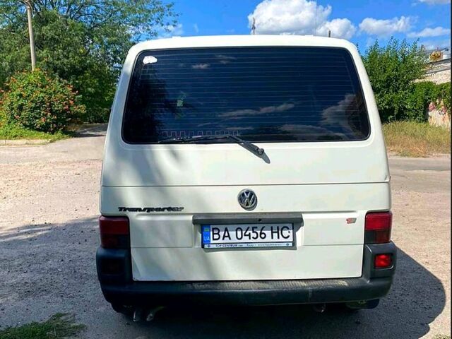 Белый Фольксваген Transporter, объемом двигателя 1.9 л и пробегом 387 тыс. км за 5000 $, фото 2 на Automoto.ua