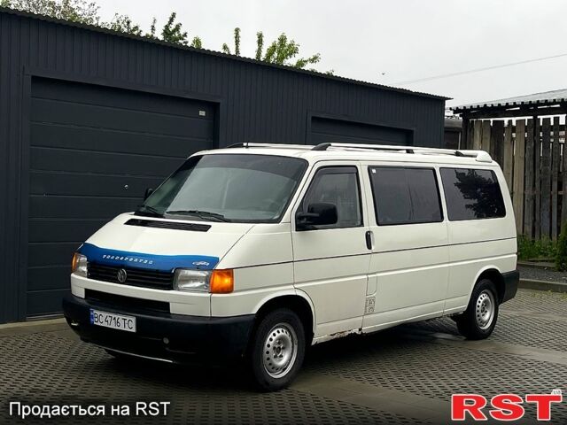 Білий Фольксваген Transporter, об'ємом двигуна 2.4 л та пробігом 499 тис. км за 4799 $, фото 3 на Automoto.ua