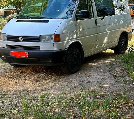 Белый Фольксваген Transporter, объемом двигателя 1.9 л и пробегом 290 тыс. км за 5200 $, фото 2 на Automoto.ua